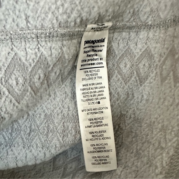 NWT! Patagonia Better Sweater in Frozen Jaquard Salt Grey Size Medium - Picture 5 of 6